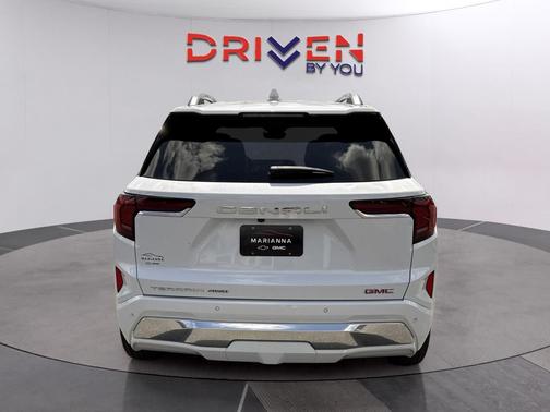 Glacier White Tricoat 2026 GMC Terrain Denali