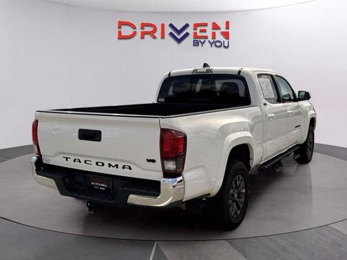 Ice Cap 2023 Toyota Tacoma SR5
