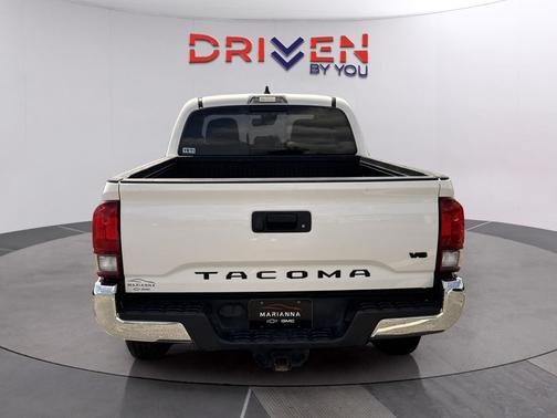Ice Cap 2023 Toyota Tacoma SR5