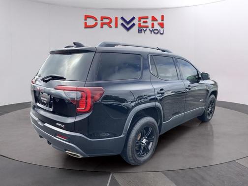 2021 GMC Acadia AWD AT4