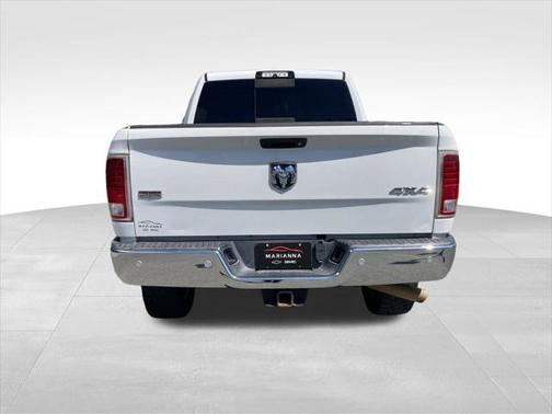 2018 RAM 2500 Laramie Crew Cab 4x4 6'4' Box