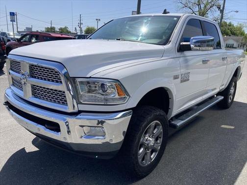 2018 RAM 2500 Laramie Crew Cab 4x4 6'4' Box