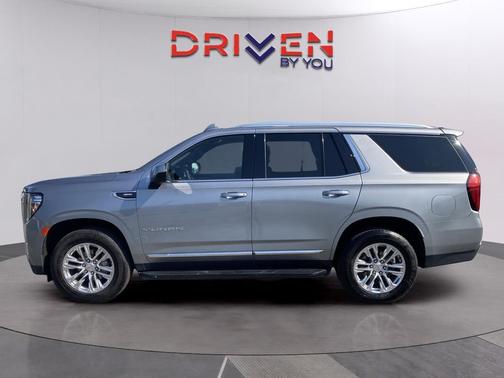 2023 GMC Yukon SLT