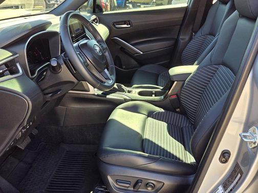 2025 Toyota Corolla Hybrid SE