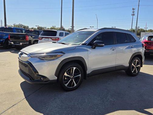 2025 Toyota Corolla Hybrid SE