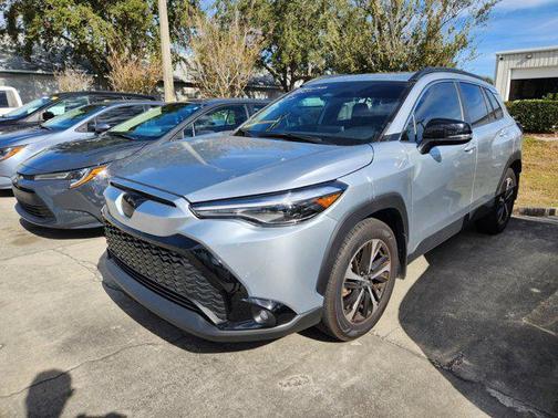 2025 Toyota Corolla Hybrid SE