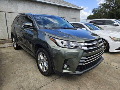 2017 Toyota Highlander Limited