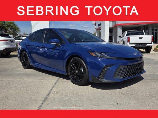 2025 Toyota Camry SE