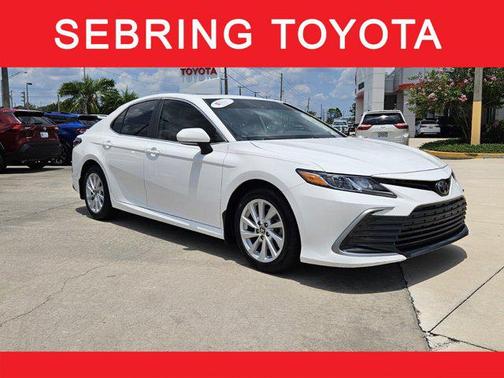 2022 Toyota Camry LE