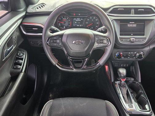 Mosaic Black Metallic 2022 Chevrolet Trailblazer RS