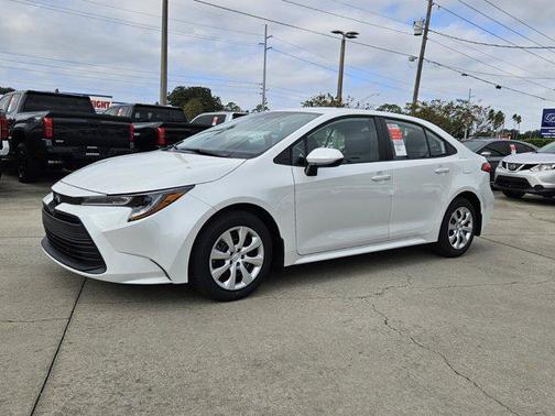 2026 Toyota Corolla LE