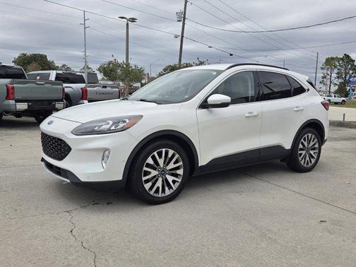 2020 Ford Escape Titanium