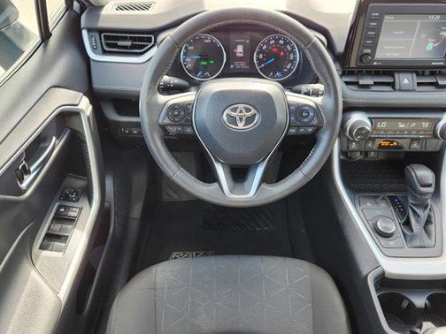 2021 Toyota RAV4 Hybrid XLE