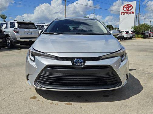 2023 Toyota Corolla Hybrid XLE