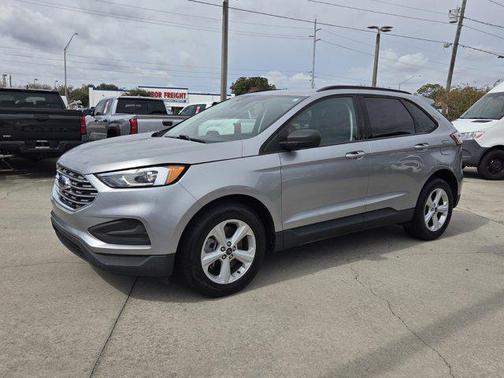 2021 Ford Edge SE