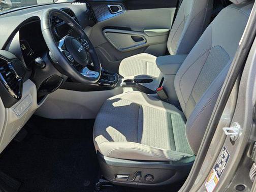 2023 Kia Soul EX