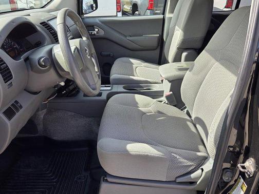 2011 Nissan Frontier S