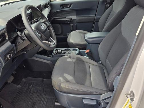 Oxford White 2022 Ford Maverick XL