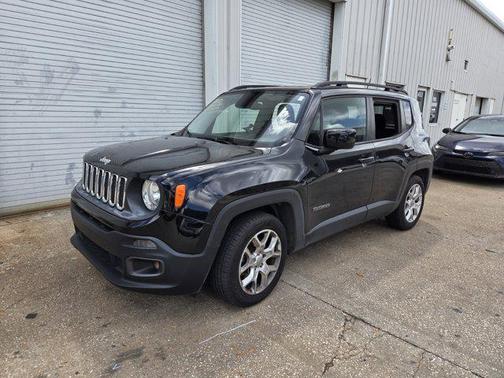 Black 2016 Jeep Renegade Latitude