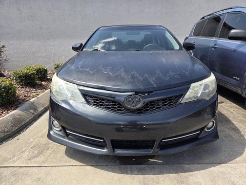 Attitude Black Metallic 2014 Toyota Camry SE
