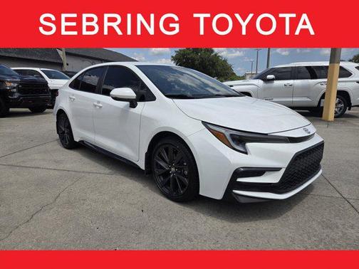 Ice Cap 2024 Toyota Corolla SE