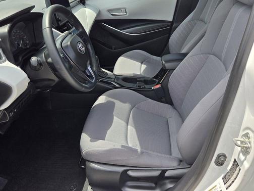 Ice Cap 2024 Toyota Corolla SE