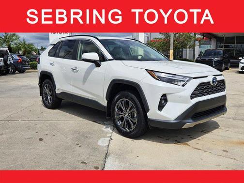 2022 Toyota RAV4 Hybrid SE