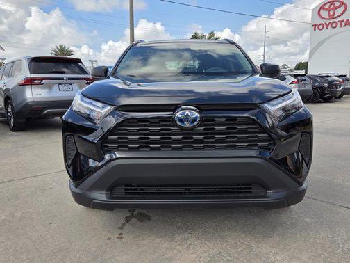 2024 Toyota RAV4 Hybrid LE
