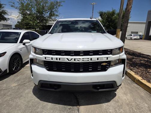 Summit White 2021 Chevrolet Silverado 1500 Custom