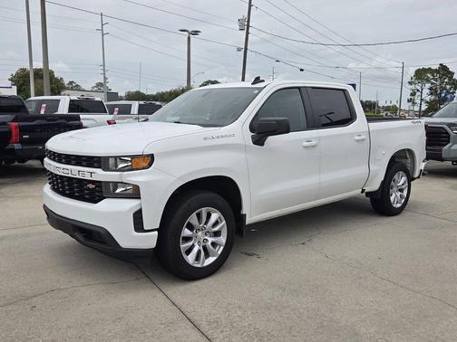 Summit White 2021 Chevrolet Silverado 1500 Custom