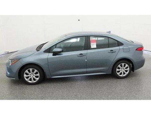 01k3 2026 Toyota Corolla LE