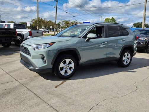 2021 Toyota RAV4 XLE