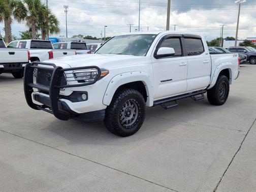 2017 Toyota Tacoma SR5