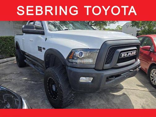 Bright White Clearcoat 2017 RAM 2500 Power Wagon