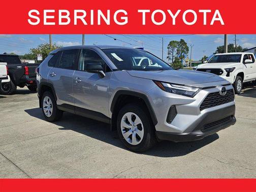 2025 Toyota RAV4 LE