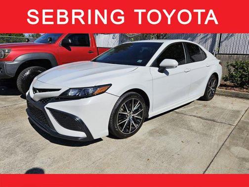 2023 Toyota Camry SE