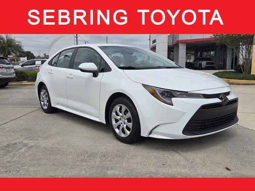 2025 Toyota Corolla LE