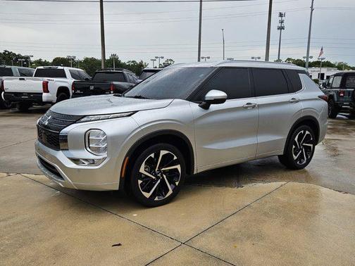 2022 Mitsubishi Outlander SEL 2.5 2WD