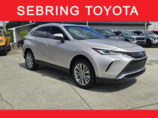 2023 Toyota Venza LE