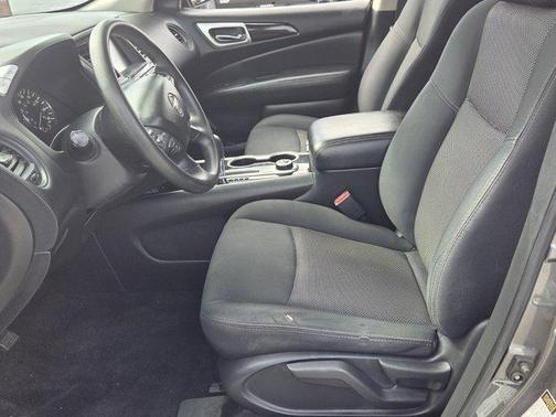 2018 Nissan Pathfinder S