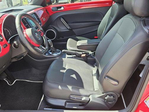 2014 Volkswagen Beetle 1.8T
