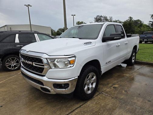 Bright White Clearcoat 2022 RAM 1500 Big Horn/Lone Star