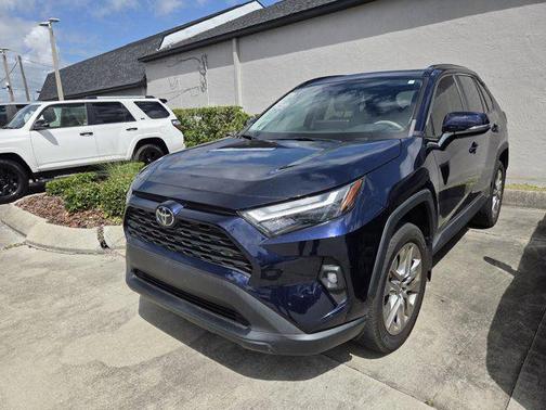 2024 Toyota RAV4 XLE Premium