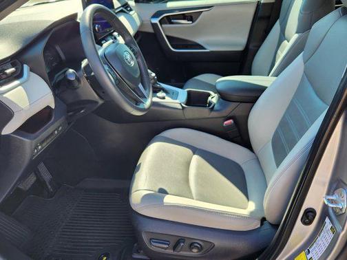 2023 Toyota RAV4 Hybrid Limited