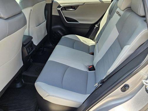 2023 Toyota RAV4 Hybrid Limited