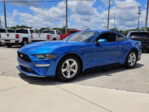 2021 Ford Mustang EcoBoost