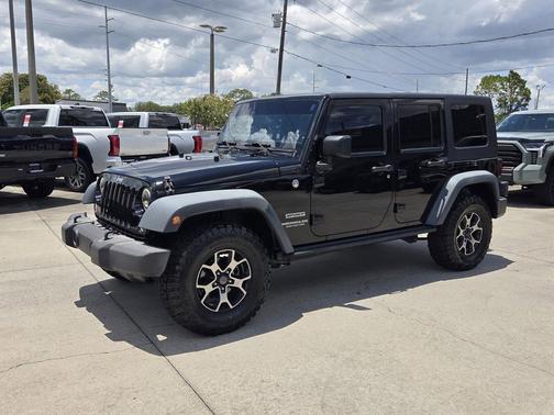 Black Clearcoat 2014 Jeep Wrangler Unlimited Sport