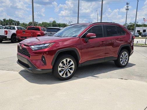 2023 Toyota RAV4 XLE Premium
