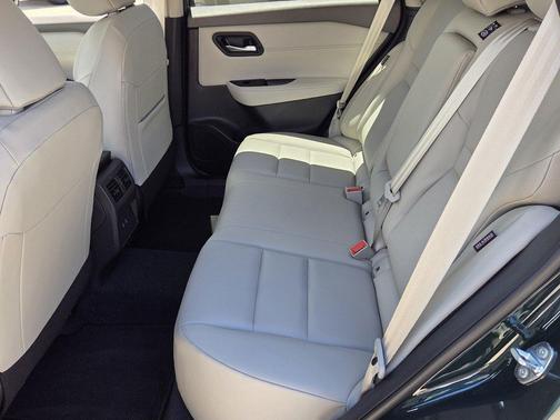 Obsidian Green 2026 Nissan Rogue Dark Armor