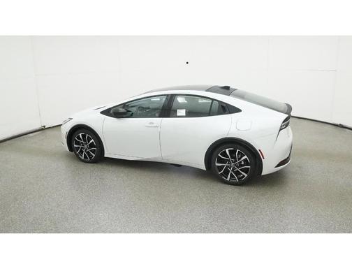 Wind Chill Pearl 2026 Toyota Prius Plug-In Hybrid XSE Premium